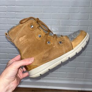 Sorel Explorer Joan II Boots Size 7